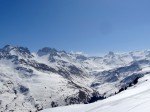 A droite : la Pierra Menta.